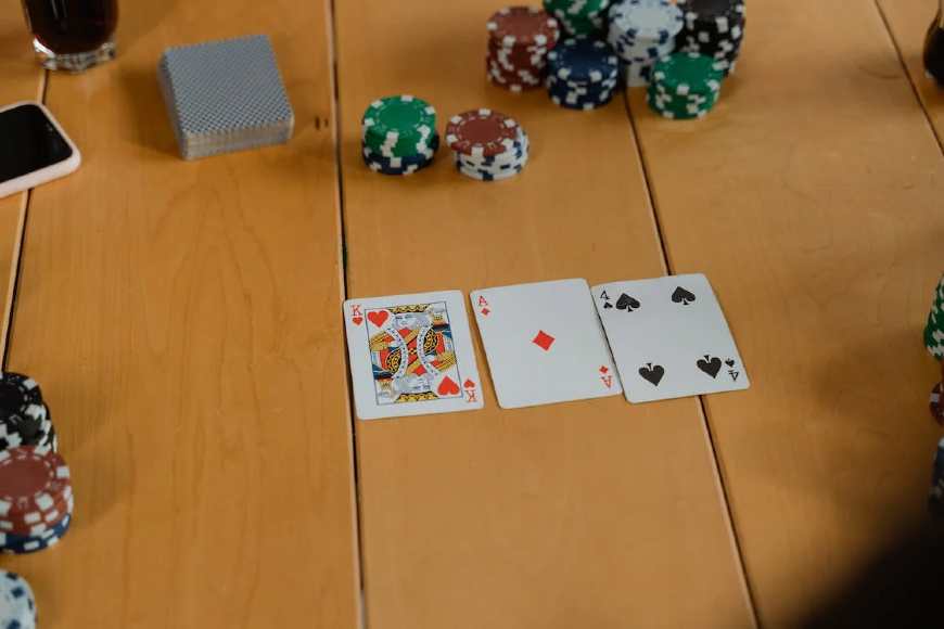 What is a Straddle in Poker