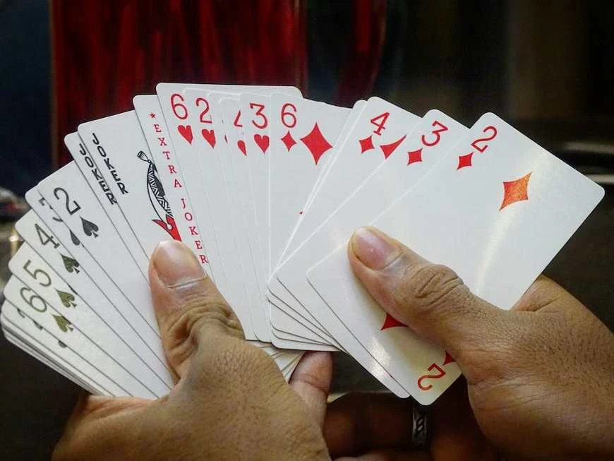 hand-full-card-counting
